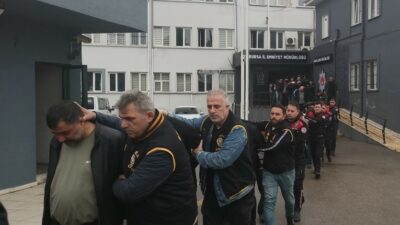 Bursa’da tefeci çetesi çökertildi! Konsomatris kadın detayı…
