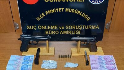 Bursa’da uyuşturucu almak için tabancayla takas yaptılar