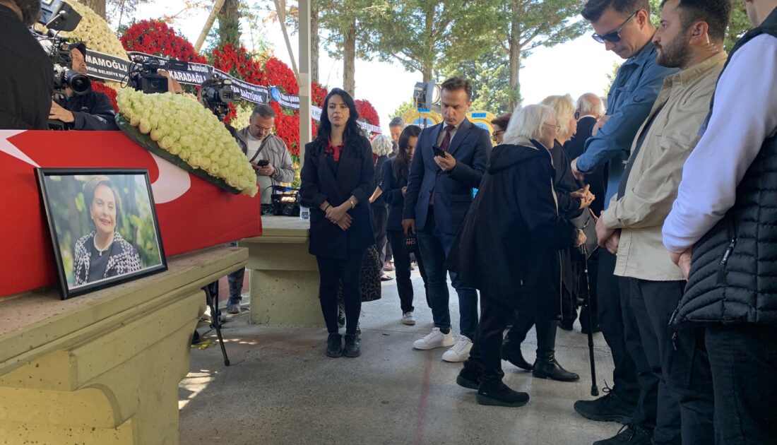 Usta oyuncu Ayten Gökçer son yolculuğuna uğurlandı