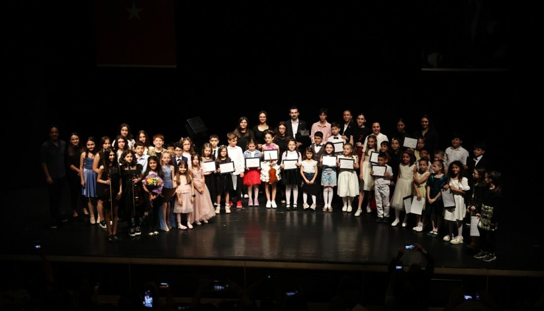Bursa’da öğrencilerden keman ve piyano resitali