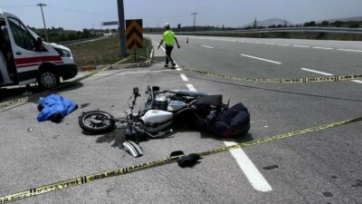 Motosiklet sürücüsünün öldüğü kazada kaçan araç aranıyor