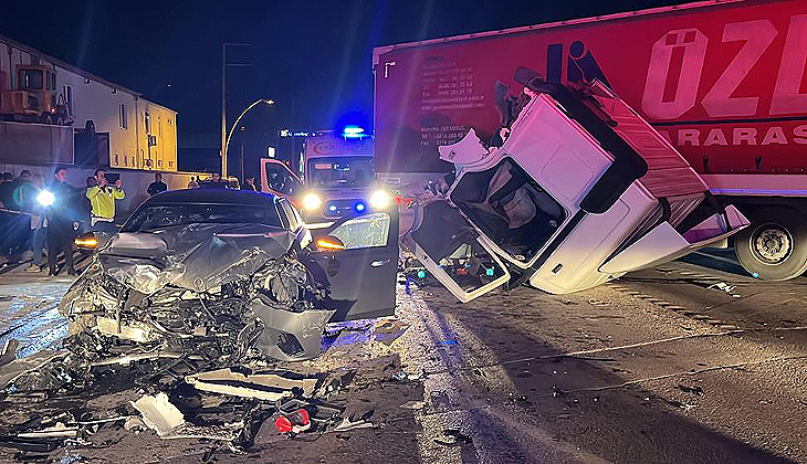 TIR’ın kabini koptu: 1’i ağır, 6 yaralı