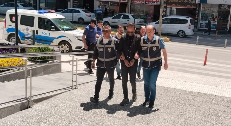 Dolandırıcıların ‘kombi’ tuzağı polise takıldı