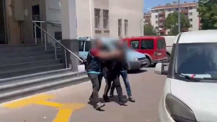 Yıllarca hapis cezası bulunan hırsız yakalandı