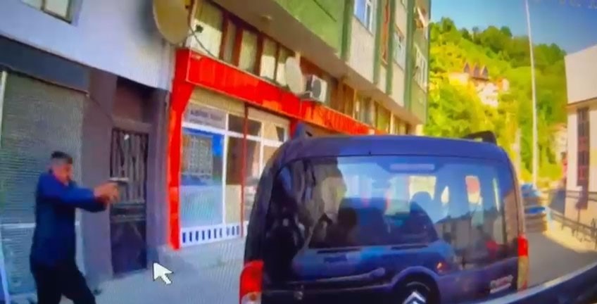 Yol verme kavgasının sonu ölümle bitti