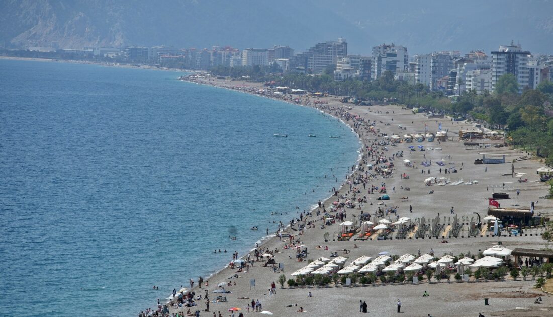 Türkiye ‘Mavi Bayrak’ta dünya üçüncüsü oldu: En çok bayrak Antalya’dan