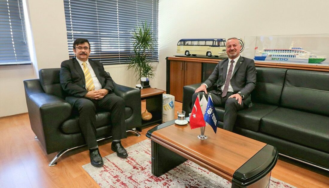 Başkan Karabatı, BURULAŞ Genel Müdürü Beşli ile bir araya geldi