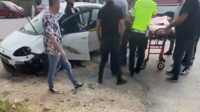 Bursa’da kaza yapan araç takla attı