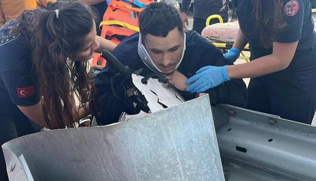 Bursa’da motosikletli bariyerlere saplandı