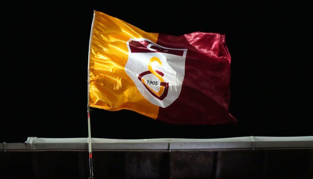 Şampiyon Galatasaray İstanbul’da: Florya’da coşkulu karşılama