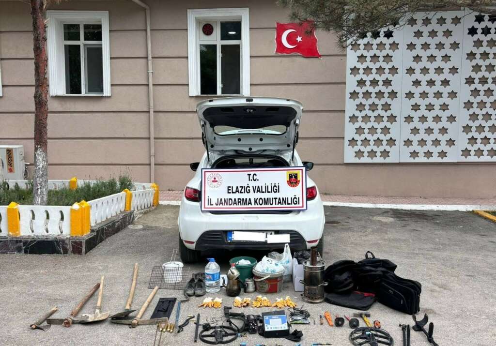 Sit alanda kazı yapan 5 kişi yakalandı