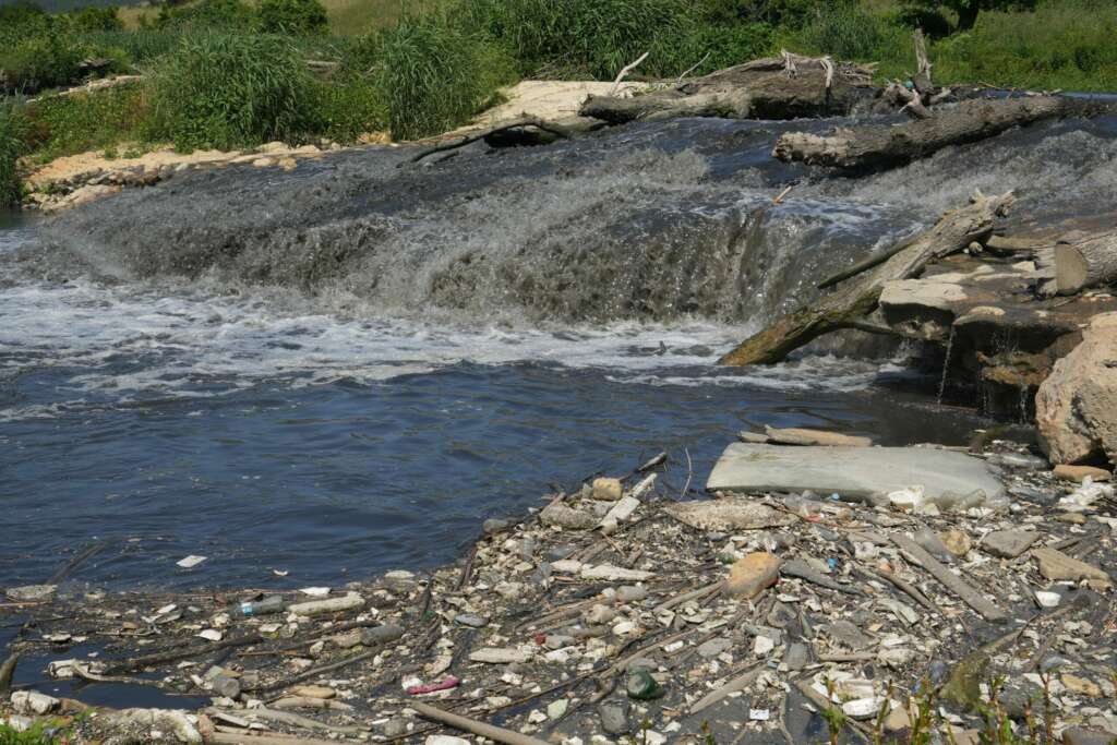 Bursa’nın 30 yıldır bitmeyen çilesi… Balıklar ölüyor, çay zehir akıyor