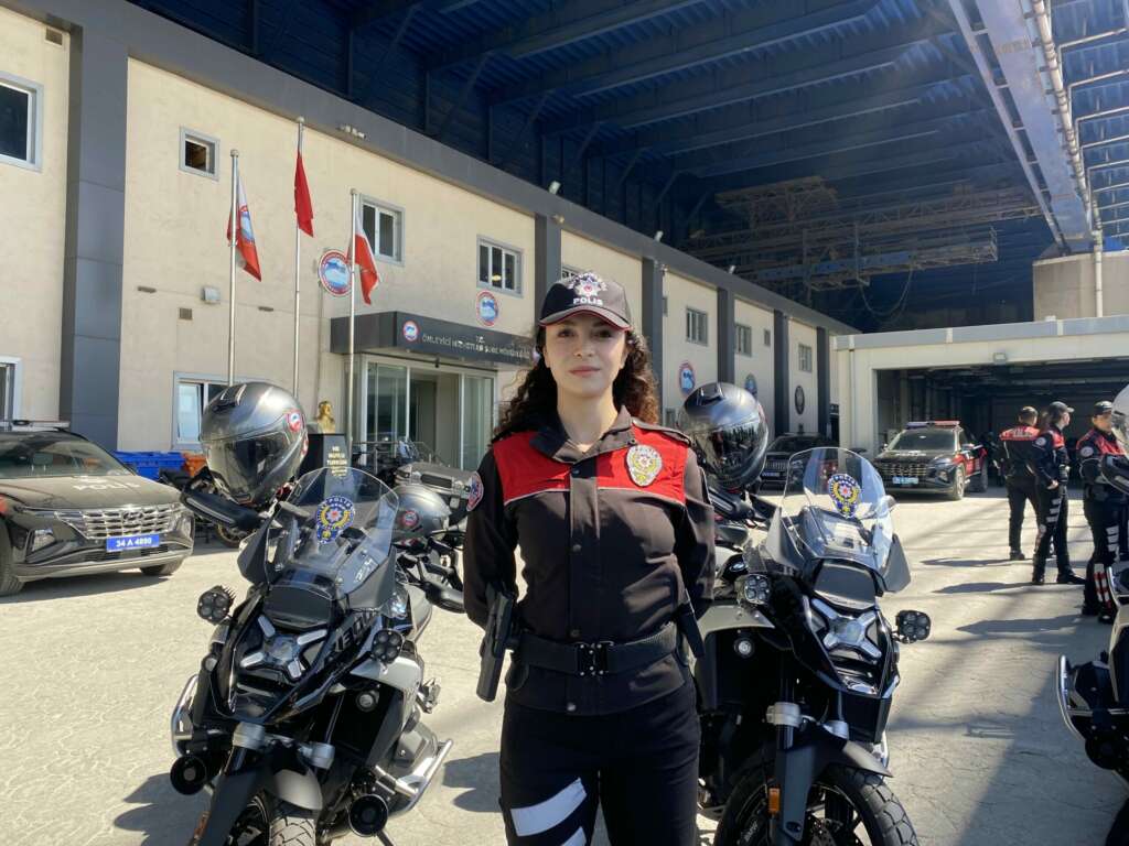 Mega kent İstanbul kadın yunus polislere emanet, 270 kilogram motosikletleriyle suçluların peşindeler
