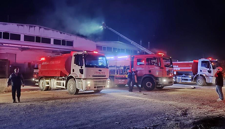 Bursa’da korkutan fabrika yangını