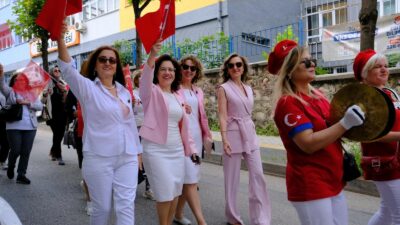 Bursa Kız Lisesi mezunları mantı gününde buluştu