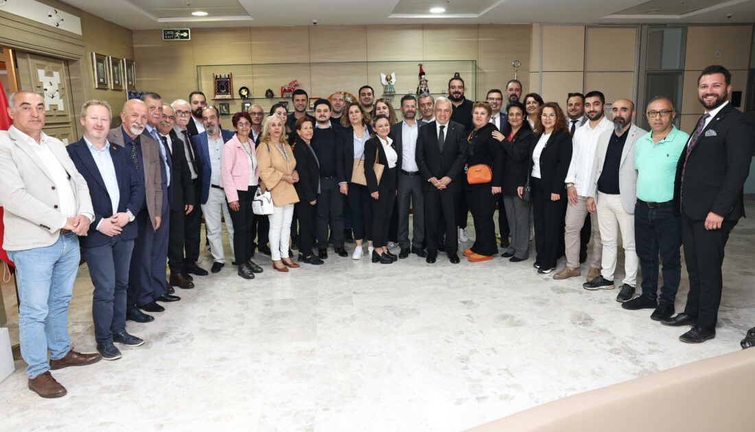 CHP ilçe yönetiminden Başkan Özdemir’e destek ziyareti