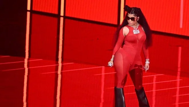 Gözaltına alınan Nicki Minaj’ın konseri iptal edildi