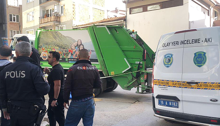 Bursa’da çöp kamyonunun altında kalan kadın hayatını kaybetti