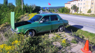 Sigara içmek için ateş yakınca araçta patlama meydana geldi