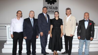 ‘Yaşam söz konusu olduğunda bir sanatçıya dönüşmeliyiz’