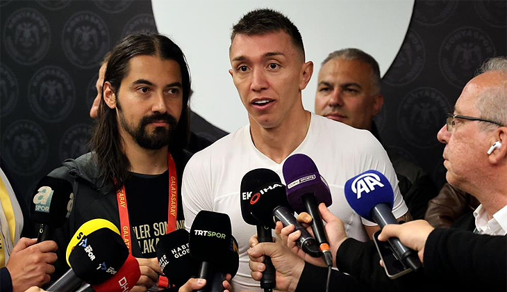 Muslera: 13 senede, 17 kupam var