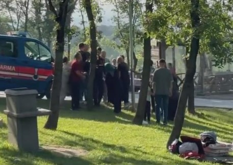 Bursa’da piknik alanında satırlı masa kavgası! Jandarma müdahale etti…