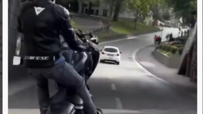 Bursa’da tek teker yaparak ilerledi, hem kendini hem de trafiği tehlikeye düşürdü