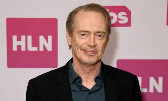 Ünlü oyuncu Steve Buscemi’ye sokak ortasında saldırı