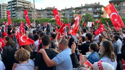 Nilüfer, ‘Bağımsızlık ruhuyla’ yürüdü… FSM’de büyük organizasyon!