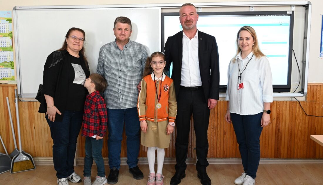 Başkan Fatih Karabatı sınıf Başkanı Zehranur’un seçim vaadini yerine getirdi