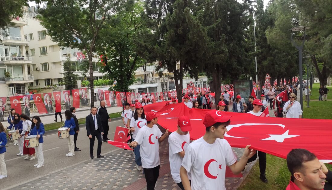 Bursa’yı 19 Mayıs coşkusu sardı
