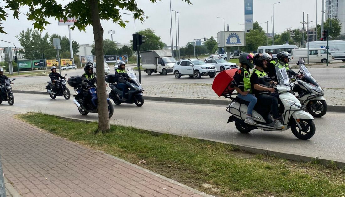 Bursa’da motokuryelerden tepki konvoyu!