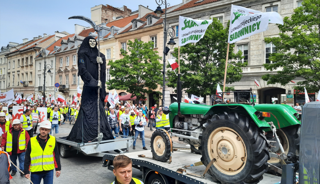 Polonya’da 35 bin çiftçiden protesto