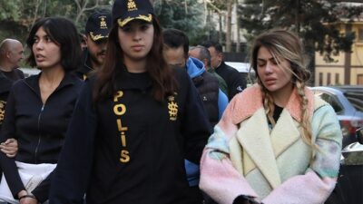 Nihal Candan: Cezaevinde 7 vakit namaz kılıyordum