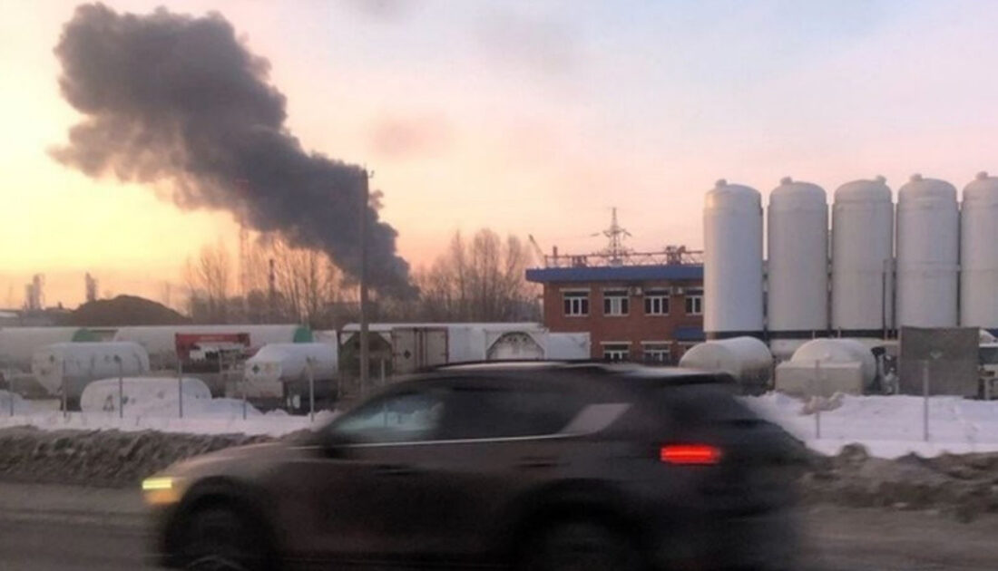 Ukrayna’dan Rusya’ya dron saldırısı: Rafineride yangın çıktı