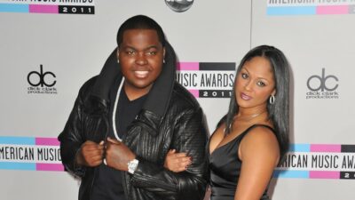 Ünlü şarkıcı Sean Kingston ve annesi tutuklandı
