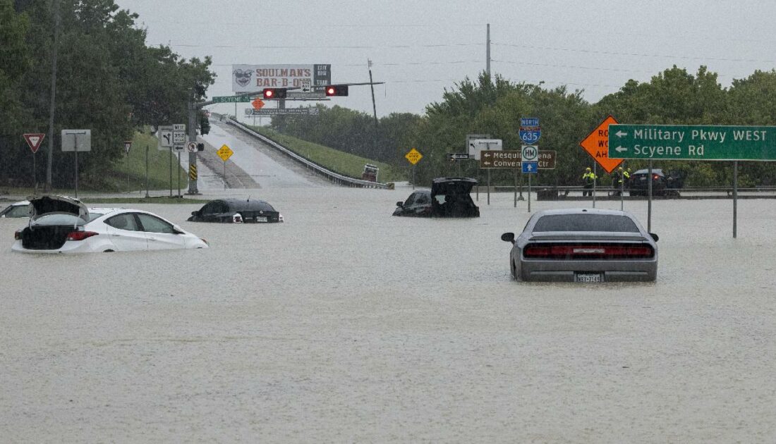 Texas’ta sel: 1 çocuk öldü