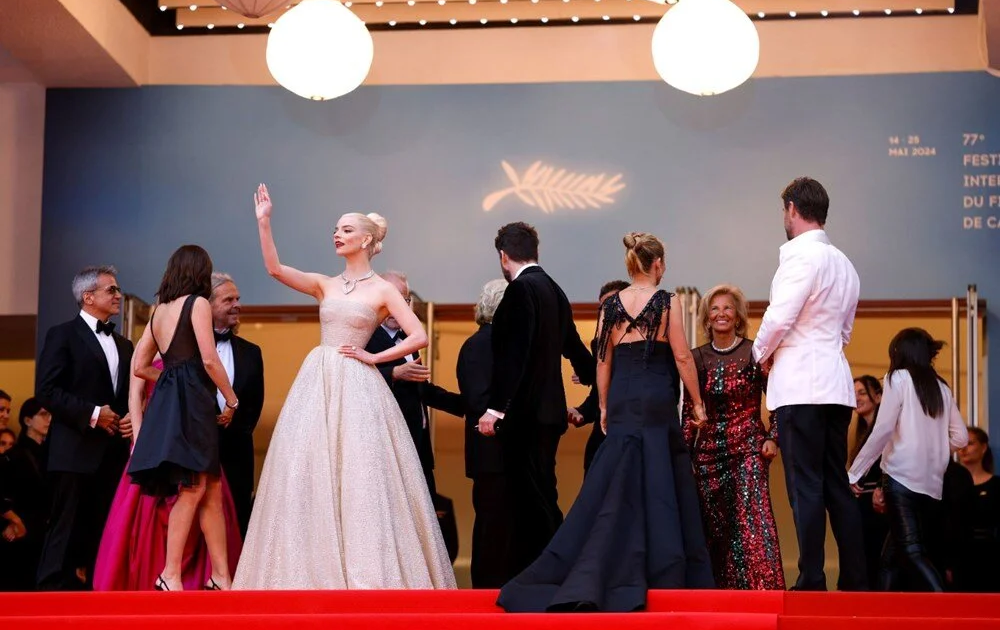 Cannes’da Mad Max rüzgarı: 6 dakika boyunca ayakta alkışlandı