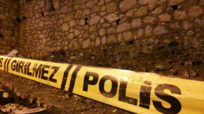 Vahşi cinayet: Eski eşini boğazından bıçakladı