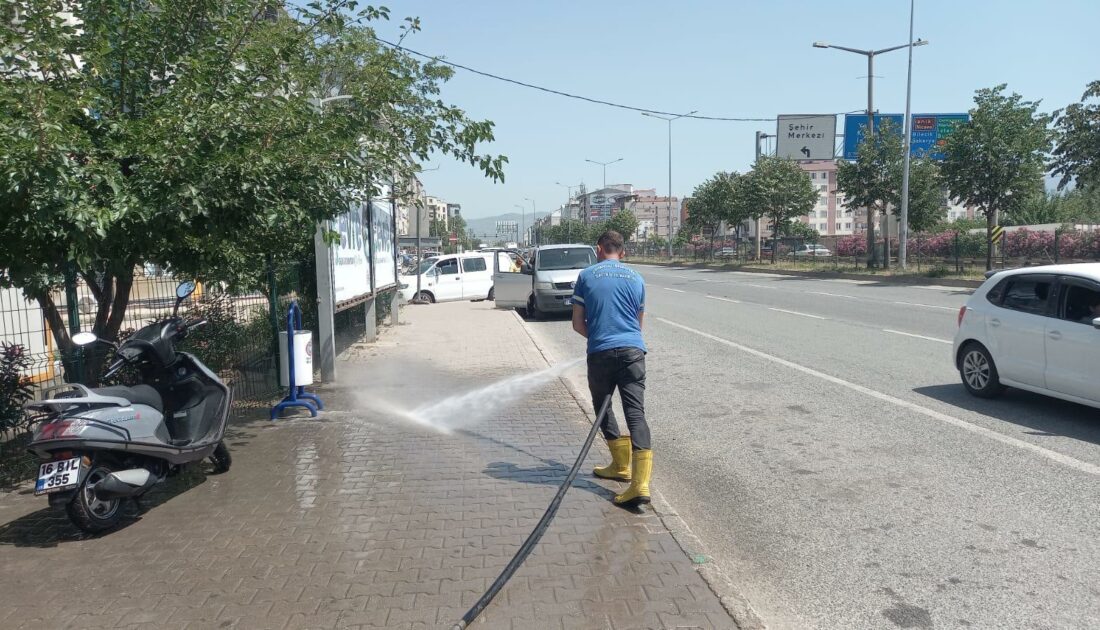 Orhangazi Belediyesi’nden bayram öncesi tam kadro hizmet