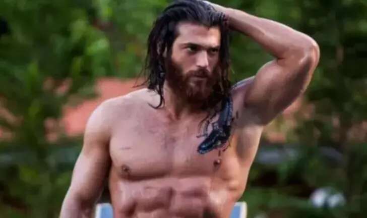 Can Yaman sosyal medya hesabını sildi!