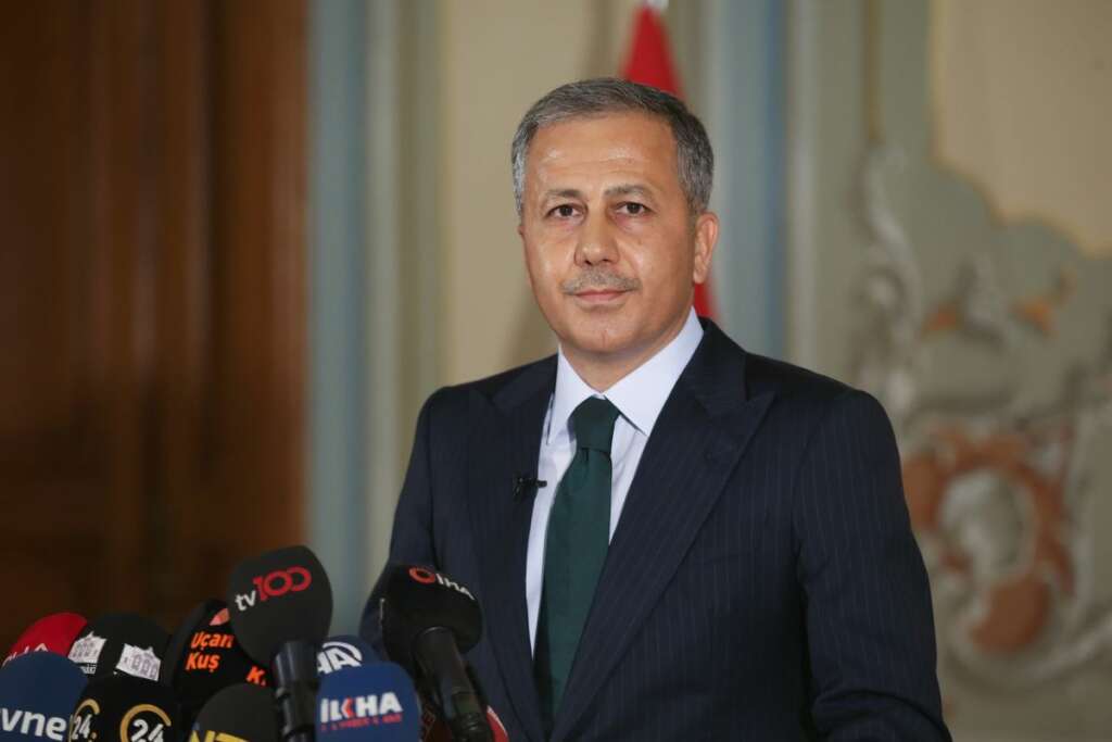 Bakan Yerlikaya: Son 1 yılda 585 organize suç örgütü çökertildi