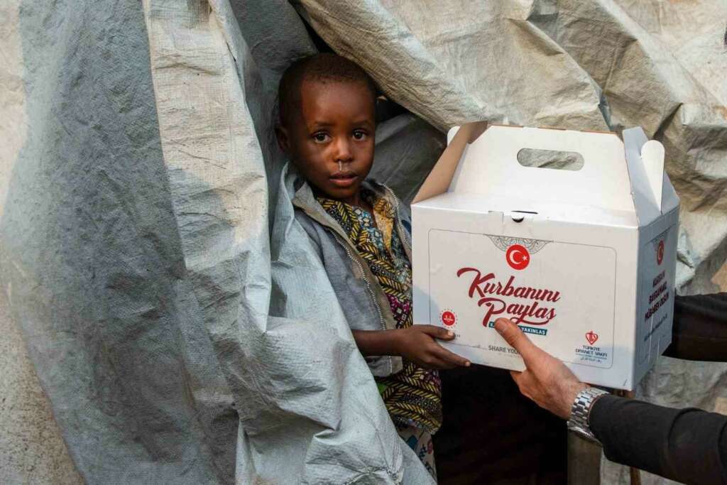 35 milyona yakın ihtiyaç sahibine kurban eti ulaştırdı