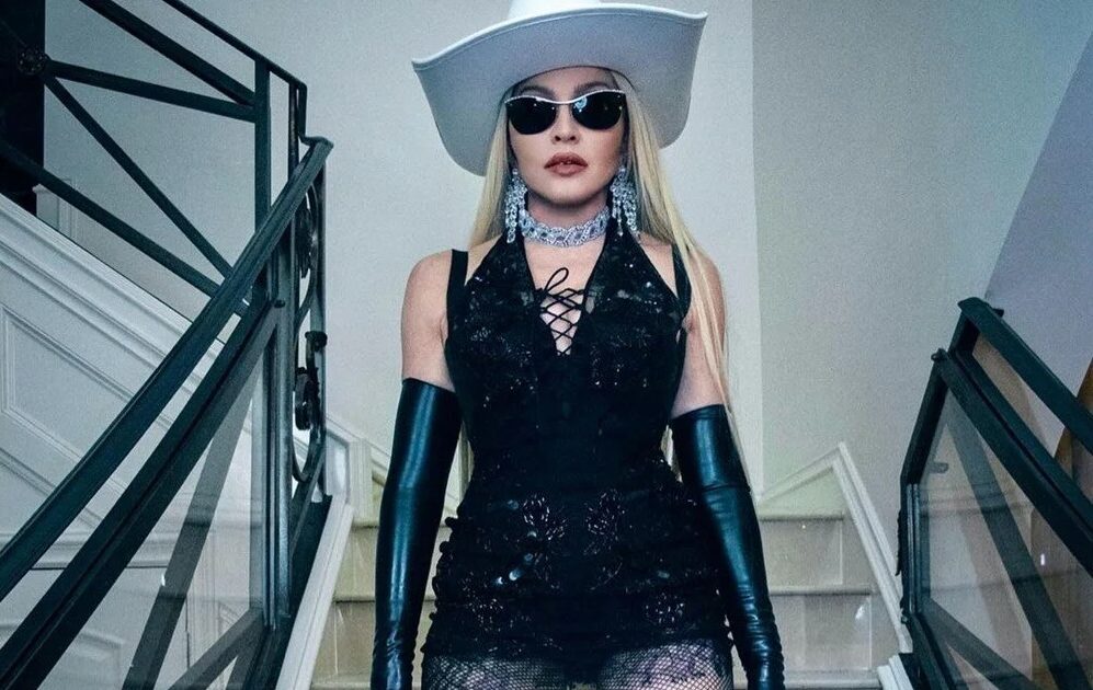 Madonna’nın babasına benzerliği dikkat çekti