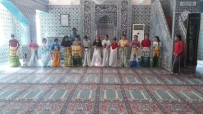 TÖBSEN Bursa’dan tepki! ‘Öğrenciler yıl sonu etkinliklerinde camiye götürülüyor’