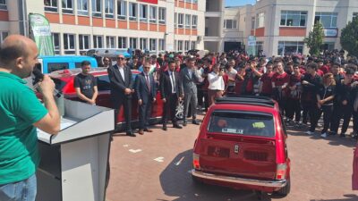 Bursa’da öğrencilerin modifiye araç tutkusu okula sığmadı