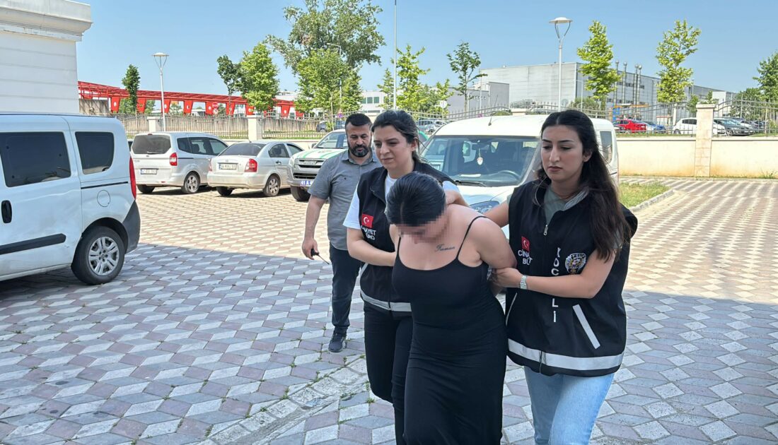 Kadın maganda genç kızlara dehşeti yaşattı