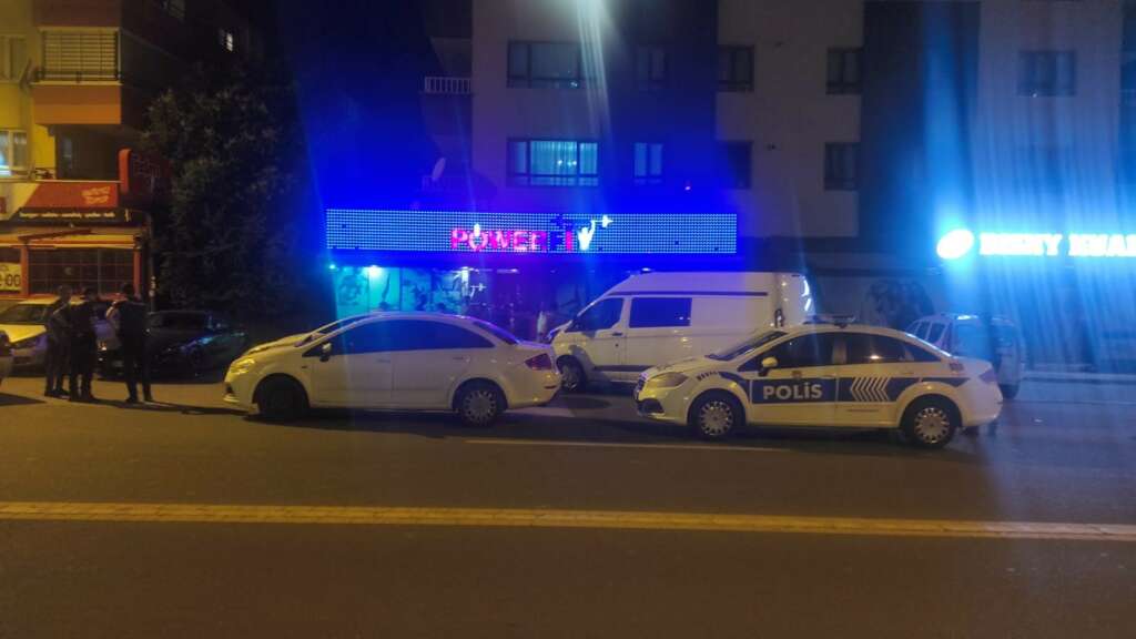 Husumetli iki şahıs arasında silahlı kavga: 1 ölü Husumetli iki şahıs arasında silahlı kavga: 1 ölü