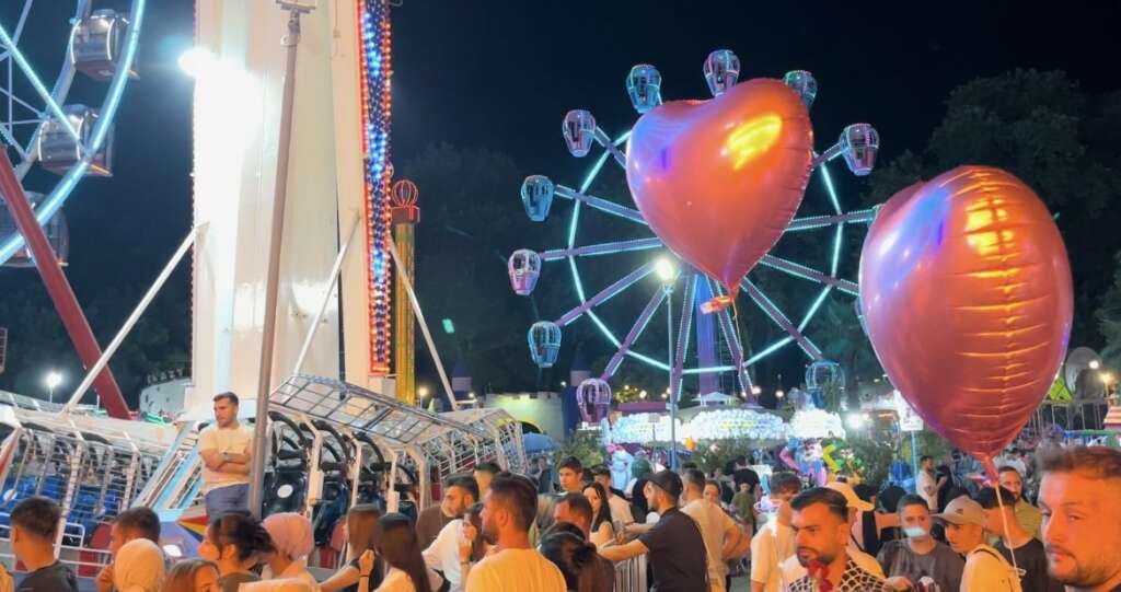 Okullar kapandı, bayram tatili başladı; Bursa’da lunapark doldu taştı