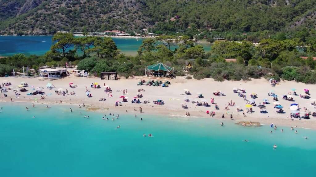 Halk plajları doldu taştı